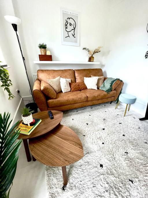 Broomfield  High-End 2 Bed Maisonette In Beaulieu Park מראה חיצוני תמונה